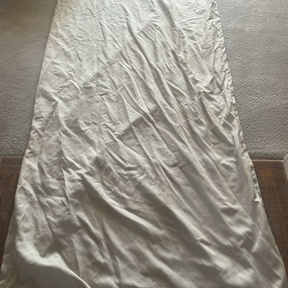 $20 - 4 panels Drapes 84 long x 50 w $30 for 2pr